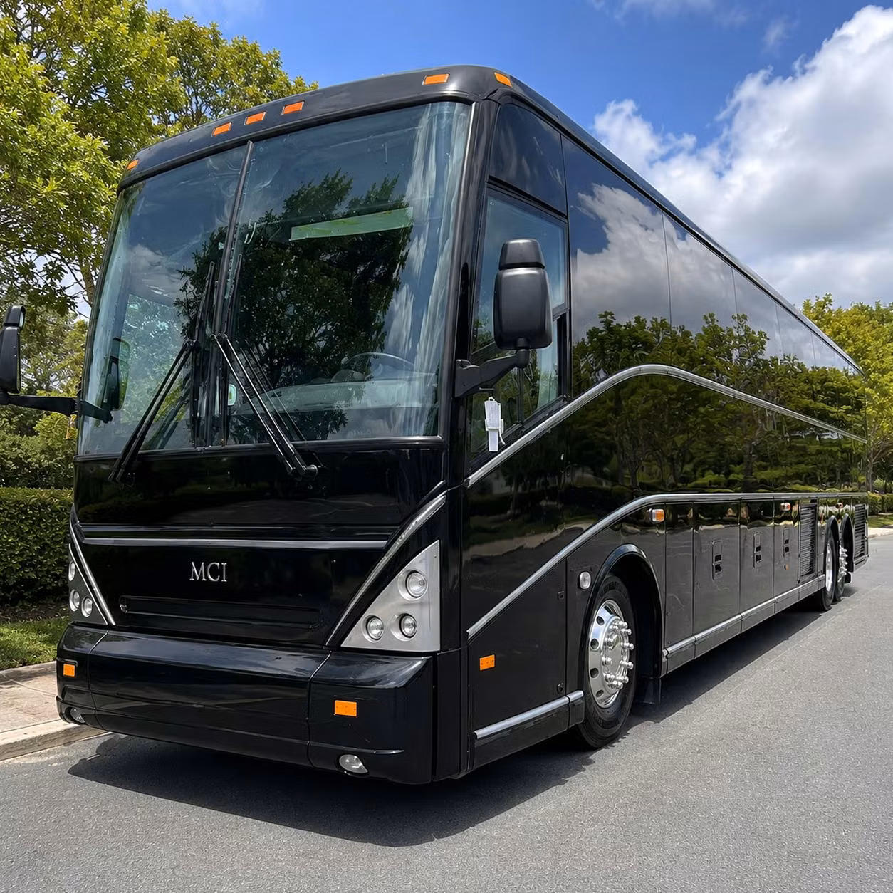 charter bus rentals for fargo weddings
